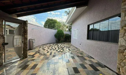 Casa com 3 dormitórios, sendo 1 suíte,  à venda, 128 m² por R$ 795.000 - Jardim Ipiranga - Americana/SP