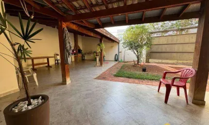 Casa com 3 dormitórios, sendo 1 suíte,  à venda, 196 m² por R$ 995.000 - Terras de Santa Bárbara - Santa Bárbara D'Oeste/SP