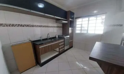 Casa com 2 dormitórios para alugar, 72 m² por r$ 1.901,16/mês - jardim mirandola - americana/sp