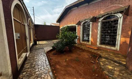 Casa com 4 dormitórios à venda, 196 m² por R$ 950.000,00 - Vila Nossa Senhora de Fátima - Americana/SP