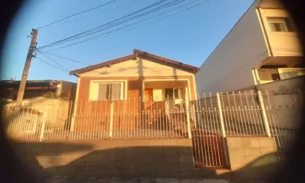 Casa com 3 dormitórios para alugar, 180 m² por R$ 1.800/mês - Jardim Sartori - Santa Bárbara D'Oeste/SP