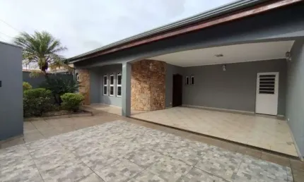 Casa com 3 dormitórios para alugar, 249 m² por R$ 4.400/mês - Vila Amorim - Americana/SP