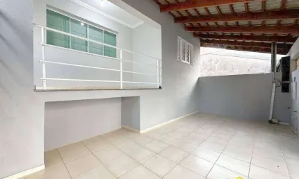Casa com 3 dormitórios para alugar, 132 m² por R$ 3.000/mês - Jardim São Paulo - Americana/SP