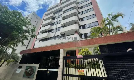 Uma quadra da praia, apartamento de 3/4 na Ponta Verde - R$ 950.000,00