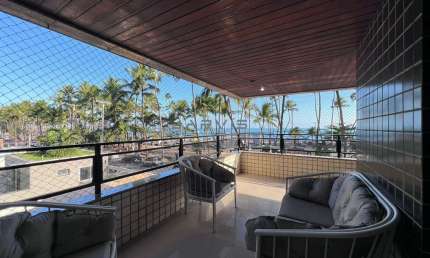 Apartamento com 4 Suítes- Beira Mar, na Ponta Verde - Edf. Portal do Atlântico