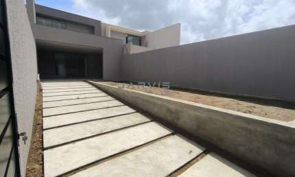 Casa com 4/4 ,3 suítes, à venda no bairro do Antares - R$ 952.050,00