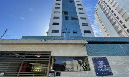 Quarto/sala mobiliado com vista mar no bairro da Pajuçara - R$ 435.000,00