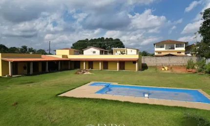 5 SUÍTES - CHÁCARA EM CONDOMÍNIO fechado com 2.000   Perto de São Paulo