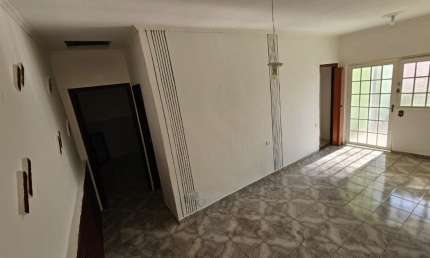Casa de Fundos para Locação no Jardim Bom Sucesso em Campinas