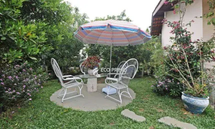 Casa com 3 dormitórios à venda, 244 m² por R$ 1.900.000,00 - São Braz - Curitiba/PR
