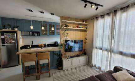 Apartamento com 1 dormitório, e 1 vaga no bairro João Paulo