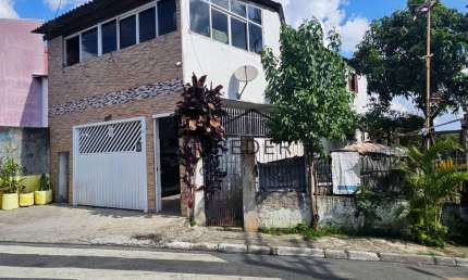 Sobrado comercial e res na Av Egilio Vitorello Carapicuiba Jd Maria Beatriz