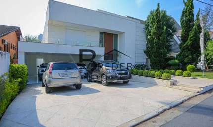 Lindo imóvel no Residencial Alphaville 2 com 4 Suítes