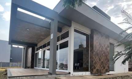 Casa com 2 quartos à venda no São Luiz, Caxias do Sul  por R$ 1.200.000