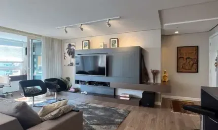 Apartamento com 3 quartos à venda no Panazzolo, Caxias do Sul  por R$ 1.690.000