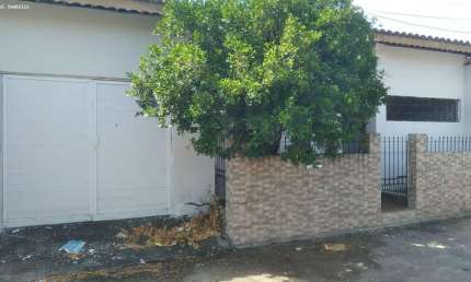Casa para Venda em Fortaleza, Prefeito José Walter, 4 dormitórios, 2 suítes, 3 banheiros, 2 vagas