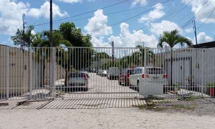 Casa para Venda em Eusébio, Vereda Tropical, 2 dormitórios, 2 suítes, 2 banheiros, 2 vagas
