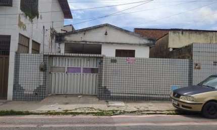 Casa para Venda em Fortaleza, Tauape, 3 dormitórios, 2 suítes, 2 banheiros, 2 vagas