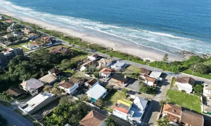 Terreno à venda na Rua Luanda, Itaguaçu, São Francisco do Sul, 405 m2 por R$ 920.000