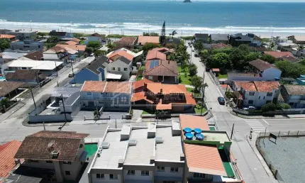 Casa com 3 quartos à venda na avenida willy wiest, ubatuba, são francisco do sul, 102 m2 por r$ 650.000