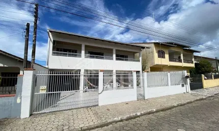 Casa com 5 quartos à venda na Rua Jaguaruna, Ubatuba, São Francisco do Sul