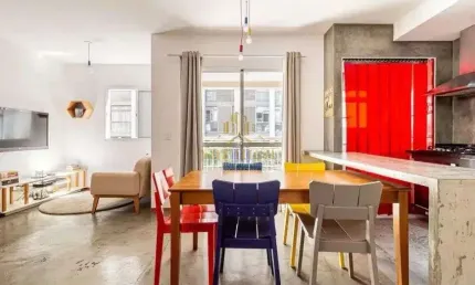 Loft mobiliado, 48mts/aú, 1 vaga de garagem, px de tudo que o bairro oferece. Venha conferir!!!!