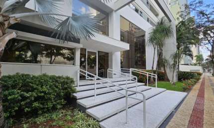 Apartamento para alugar no Edifício Soho Paranaguá com 1 quarto no Centro de Londrina