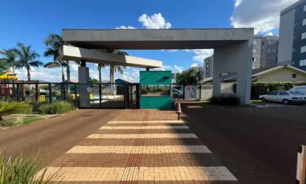 Casa à Venda no Condomínio Viva Londrina com 2 Quartos