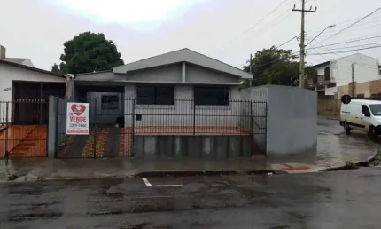 Casa na região leste de londrina com 2 vagas de garagem