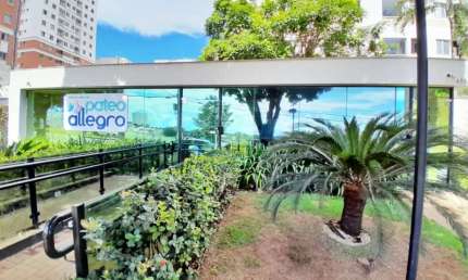Apartamento para Alugar no Edifício Pateo Allegro com 3 Dormitórios em Londrina