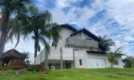 Casa para alugar no Condomínio Ecovillas do Lago contendo 5 suítes e 3.200,00m² de terreno