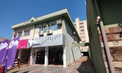 Sala comercial para alugar na Avenida Duque de Caxias contendo sala com divisória e ar-condicionado