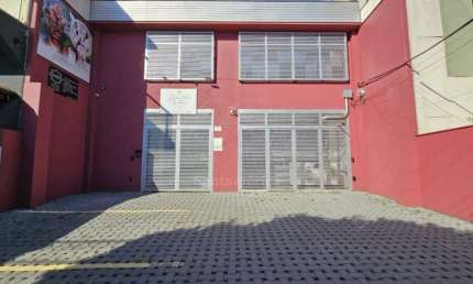 Sala comercial para alugar na Vila Siam, região leste de Londrina, com 35m² de área privativa.