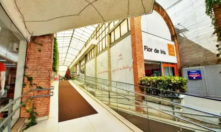 Ponto comercial para alugar na Rua Professor João Cândido, 17, --, Centro, Londrina