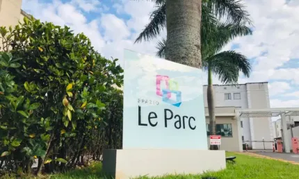 Apartamento à Venda no Spazio Le Parc em Londrina com 2 quartos
