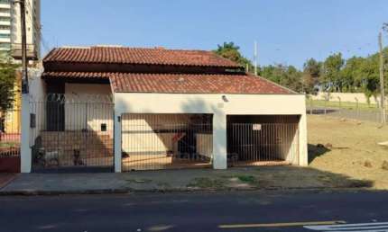 Casa com 3 quartos à venda na Rua Monte Castelo, --, Jardim Higienópolis, Londrina