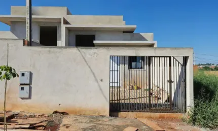 Casa à venda no bairro jacutinga com 3 quartos, sendo 1 suíte