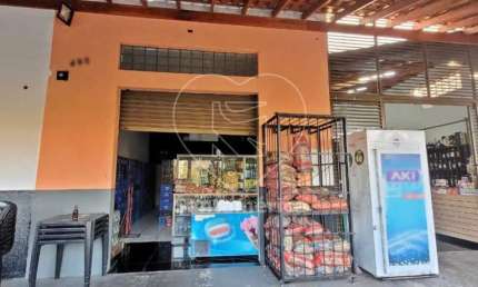 Ponto comercial e casas geminadas à venda em Londrina