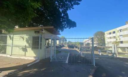 Apartamento à venda no Vale do Cambézinho II reformado e com cozinha planejada