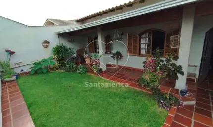 Casa para venda no Cinco conjuntos com 3 dormitórios sendo 1 suíte.