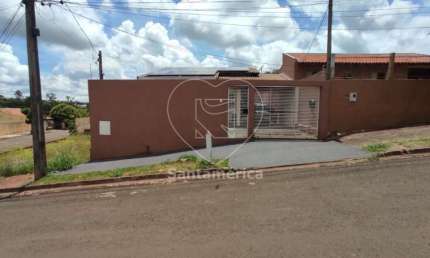 Casa com 65m² e 2 dormitórios à venda na região Norte