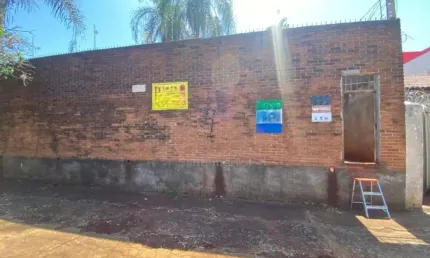 Terreno Misto à Venda com 450 m², Próximo ao Aeroporto, na Região Leste