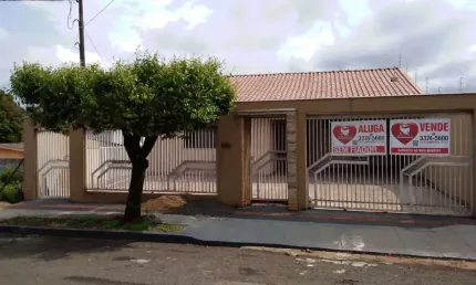 Casa à venda no Santa Rita, região Oeste, com 3 dormitórios
