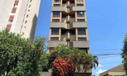 Apartamento Duplex Mobiliado no Edifício Saint Simon  à venda na Região Central