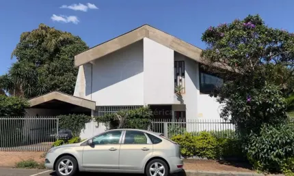 Casa à Venda e para Aluguel no Quebec, com 3 Quartos sendo 1 suíte