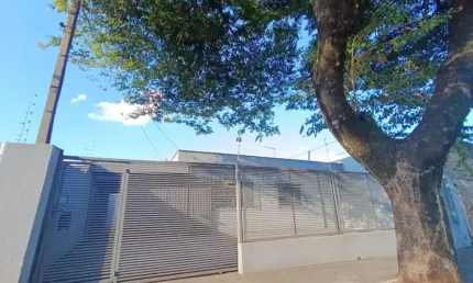 Casa para Locação e Venda com 3 Dormitórios na Região Industrial