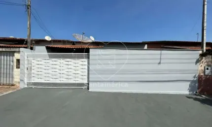 Casa à Venda com 2 Dormitórios no Jardim Dom Vicente