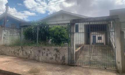 Casa com 3 quartos à venda na Avenida Curitiba, --, Jardim Pacaembu, Londrina