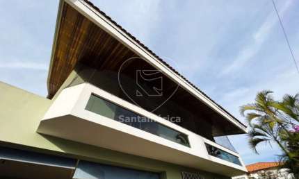 Casa ampla à Venda na Região Central de Londrina com 4 Quartos com Sacada