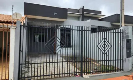 Casa á Venda Próximo a Saul Elkind com 3 Dormitórios e 1 Suíte